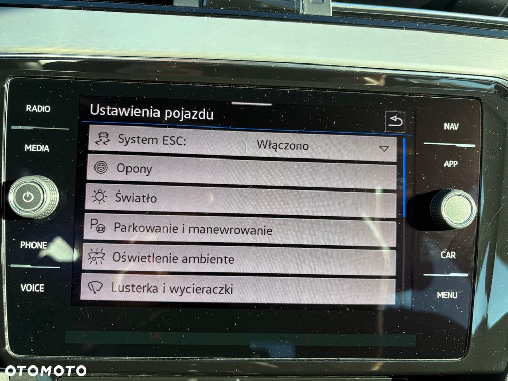 Volkswagen Passat 2.0 TDI EVO Elegance DSG - 34