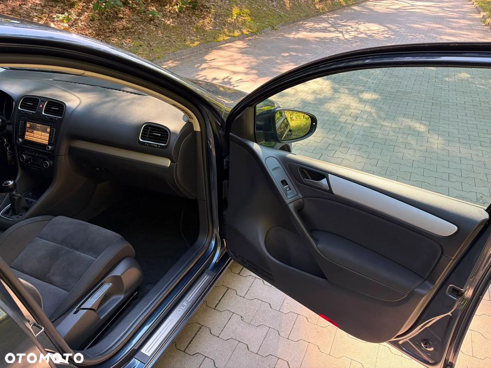 Volkswagen Golf 1.4 TSI Edition - 26