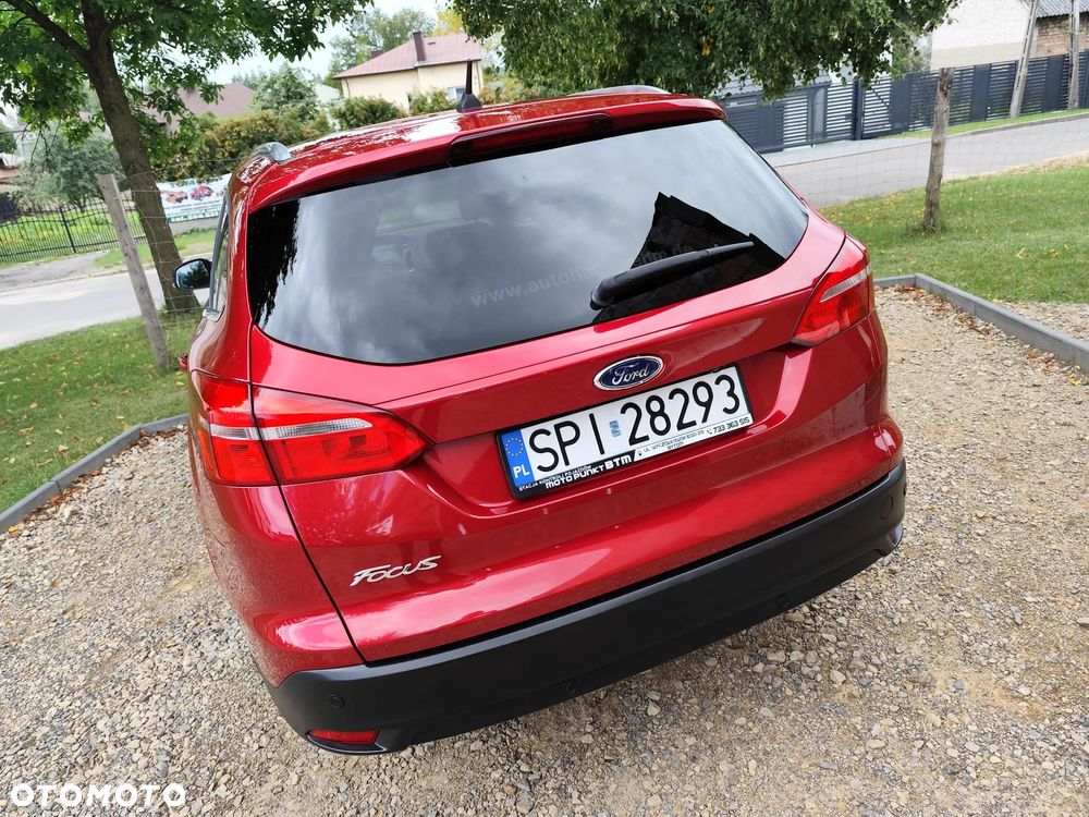 Ford Focus Turnier 1.5 EcoBlue Start-Stopp-System TITANIUM - 17
