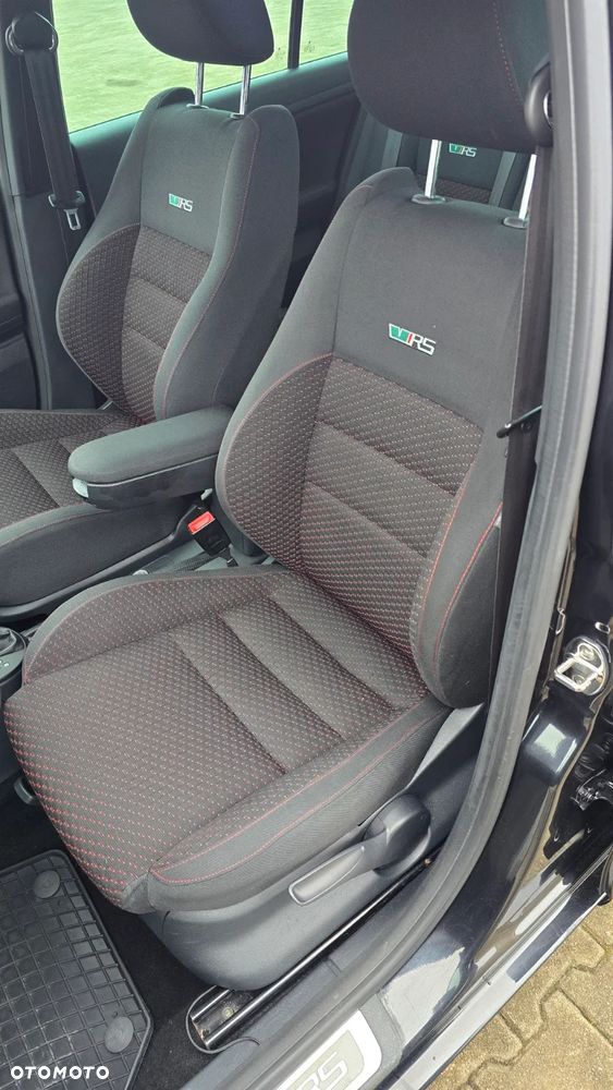 Skoda Fabia 1.4 TSI DSG RS - 16