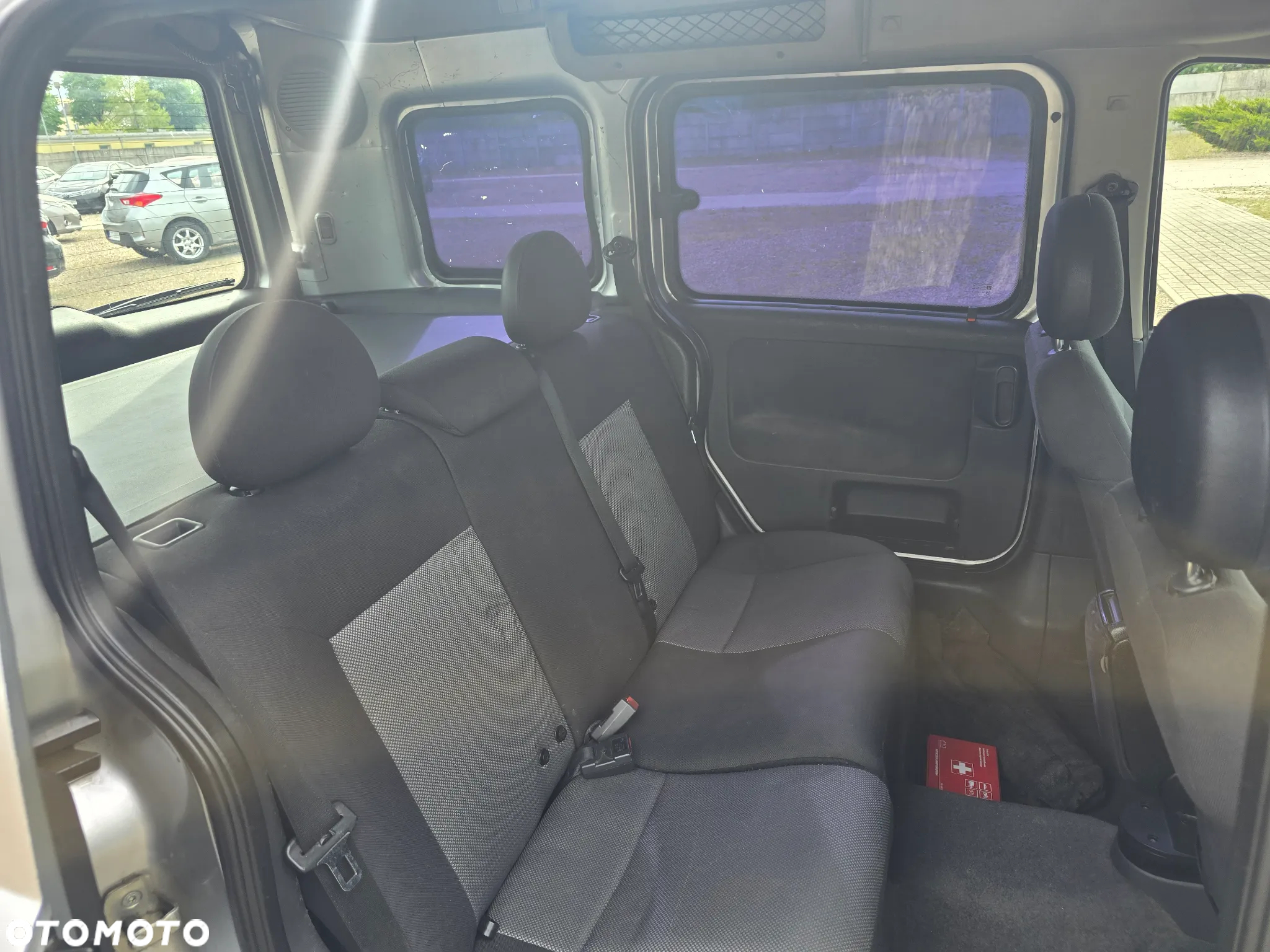 Opel Combo Tour 1.3 CDTI Enjoy - 11