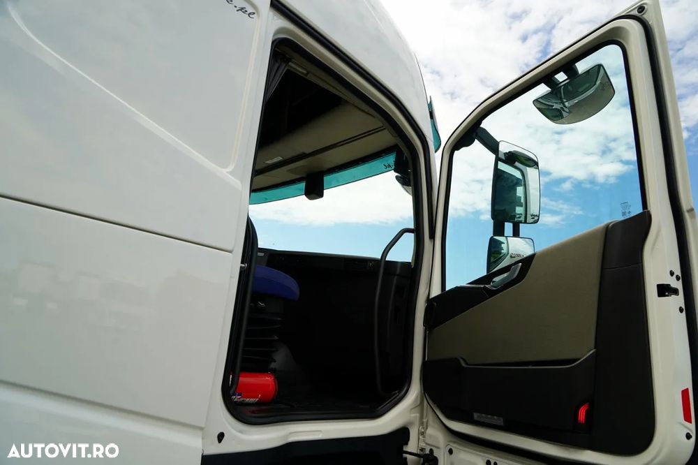 Volvo FH 460 / I-SHIFT /12. 2024 - 36