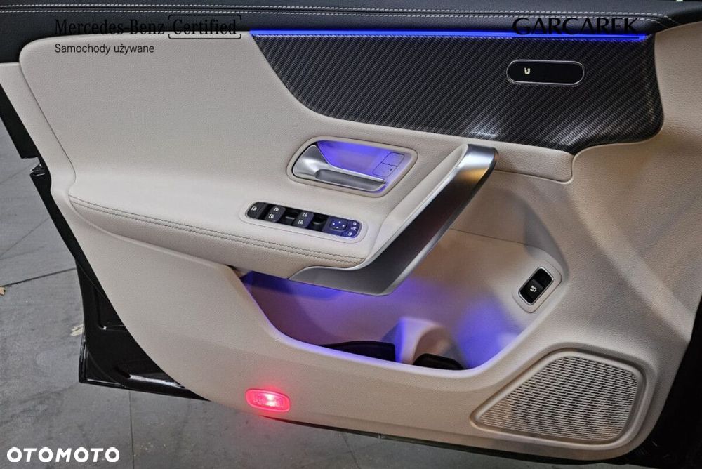 Mercedes-Benz CLA - 25