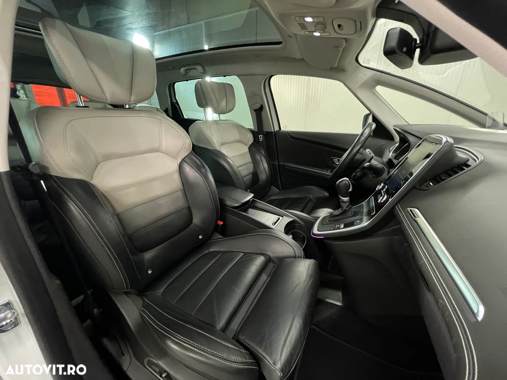 Renault Grand Scenic ENERGY dCi 160 EDC INITIALE PARIS - 12