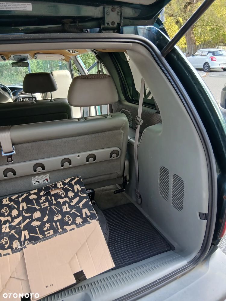Dodge Grand Caravan - 22