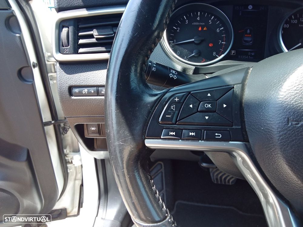 Nissan Qashqai 1.2 DIG-T N-Connecta 18 Xtronic - 16