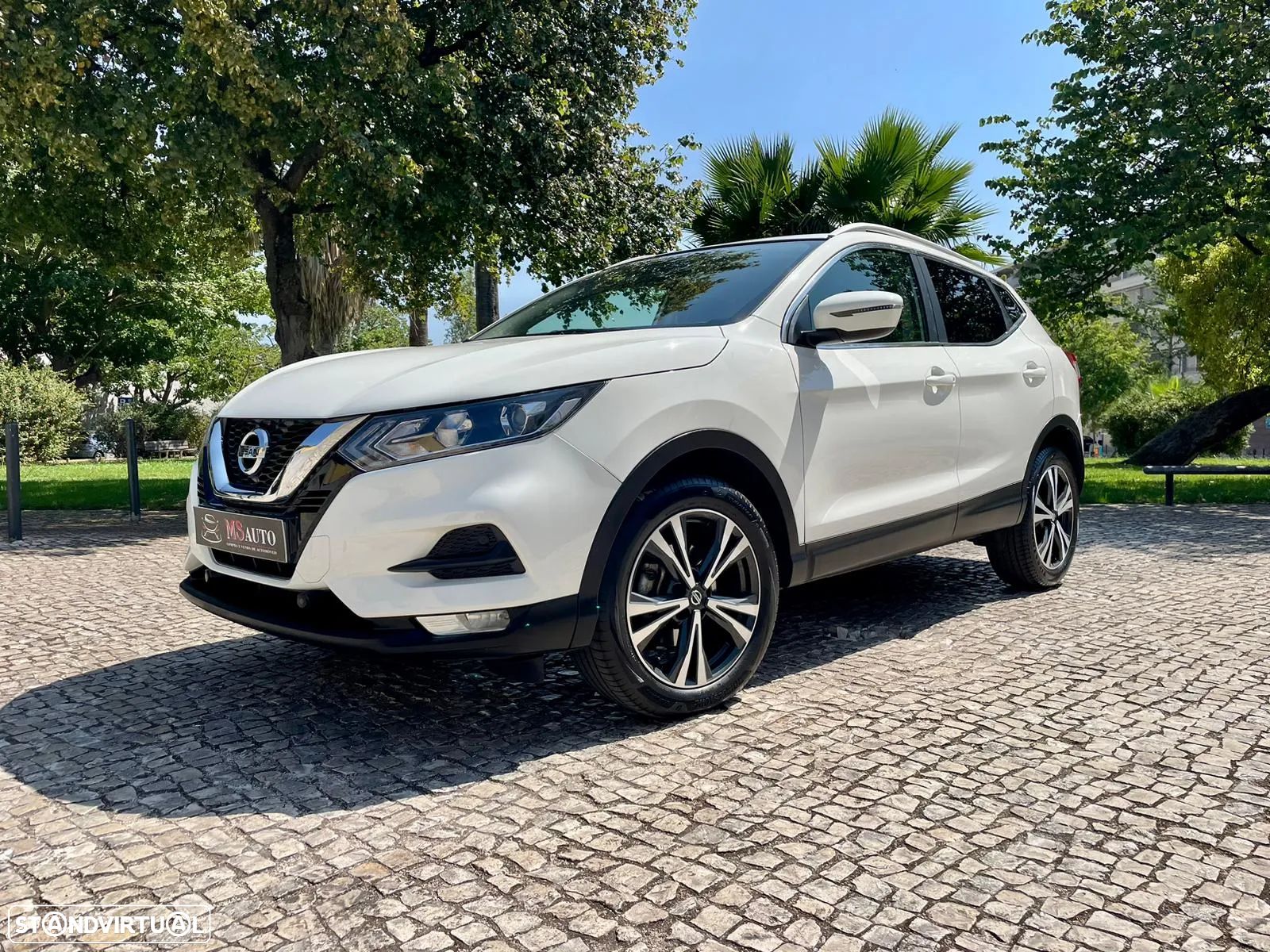 Nissan Qashqai 1.3 DIG-T Acenta - 1