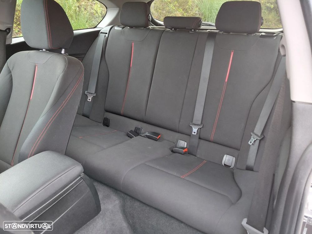 BMW 116 d Sport Line - 9