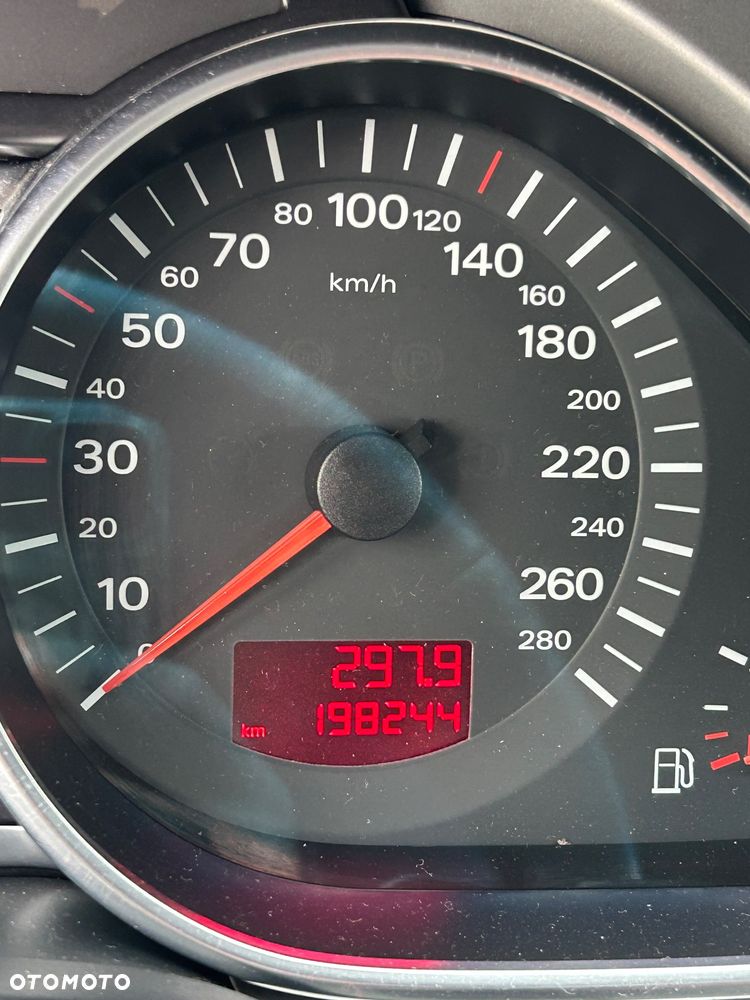 Audi Q7 - 6