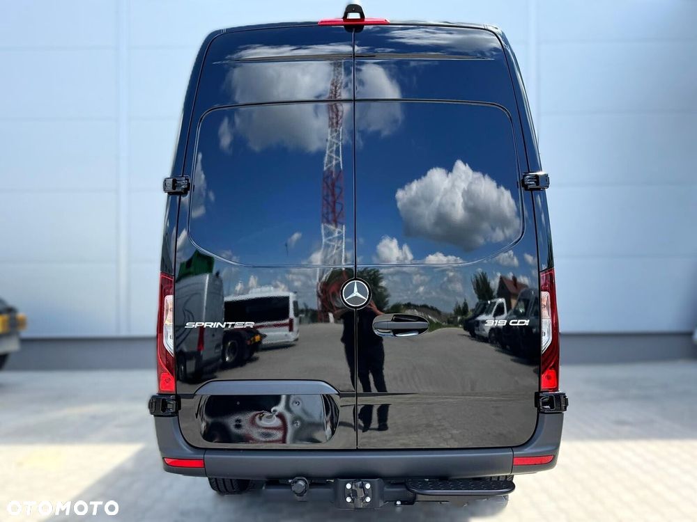 Mercedes-Benz Sprinter Furgon 319 cdi L3H2 4325 mm. - 7