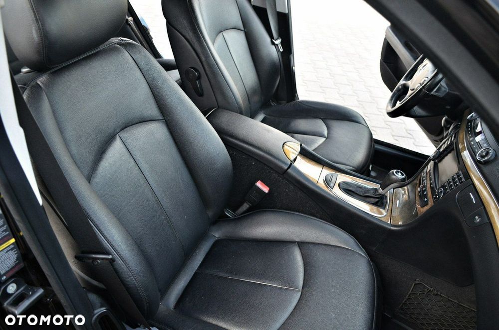 Mercedes-Benz Klasa E - 16