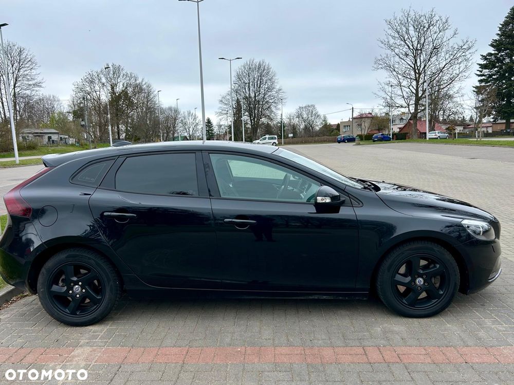 Volvo V40 D4 You - 4