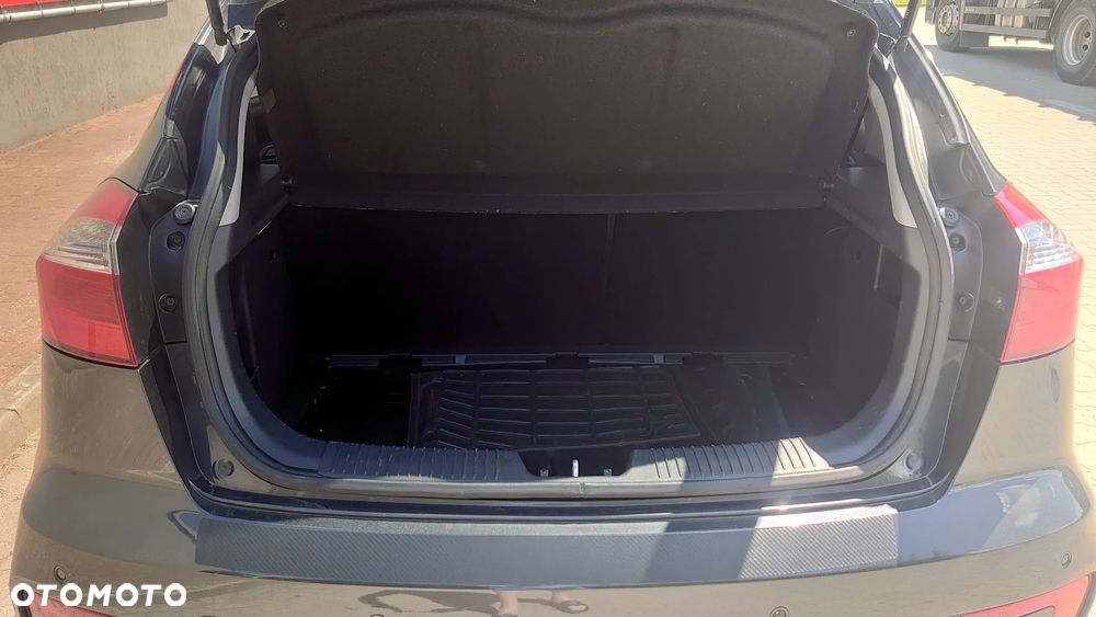 Kia Rio 1.4 Spirit - 16