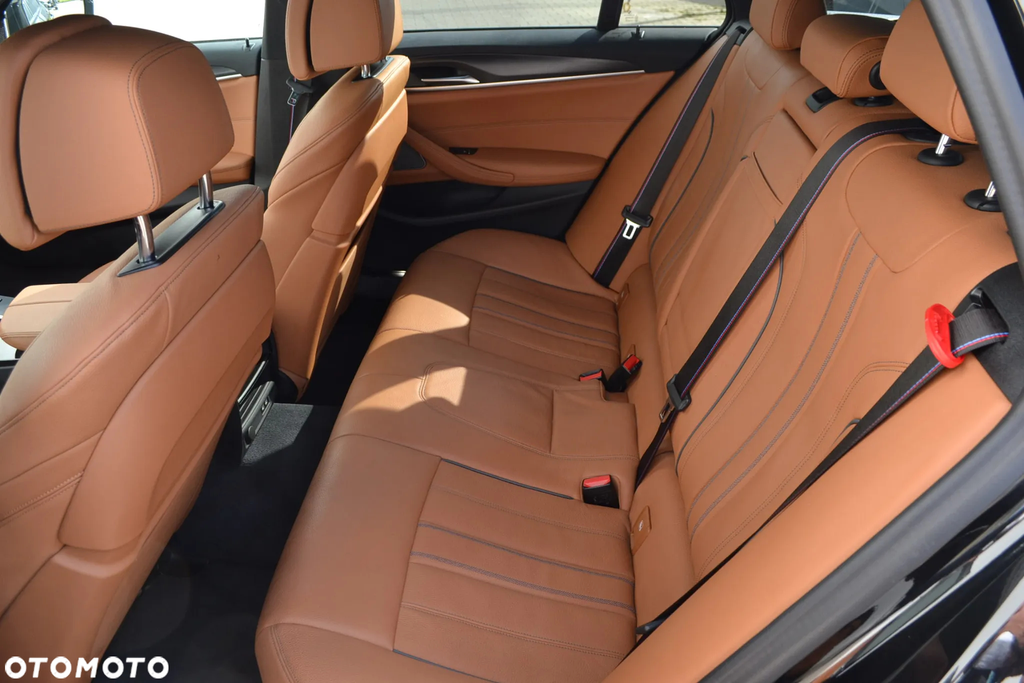 BMW Seria 5 540d xDrive Touring M Sport Edition - 9