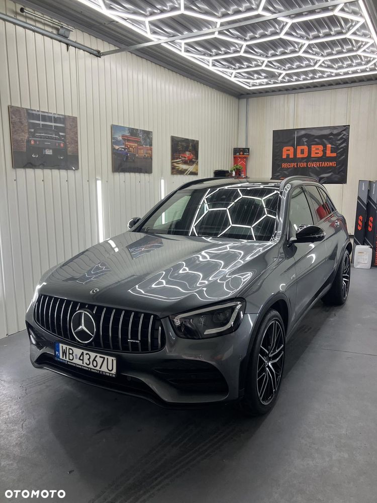 Mercedes-Benz GLC - 1