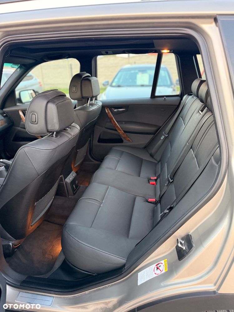 BMW X3 xDrive20i Edition Exclusive - 22