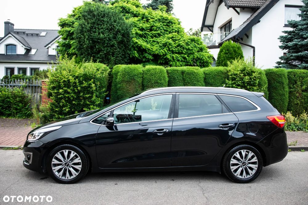 Kia Ceed 1.6 GDI Vision - 11