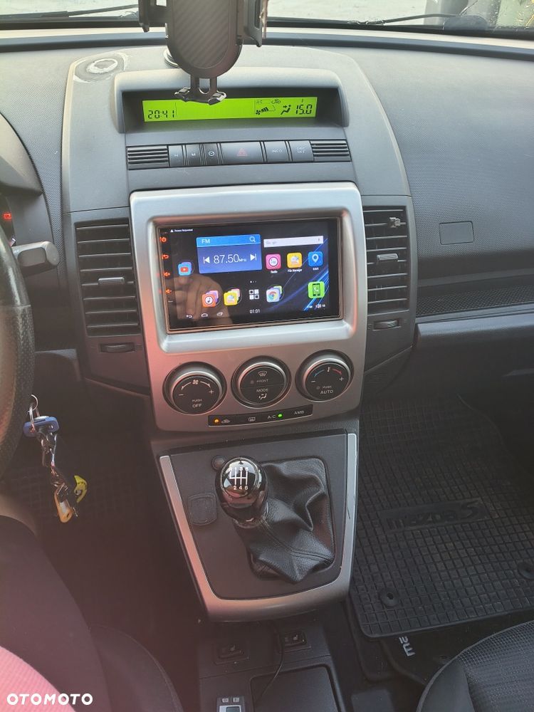Mazda 5 - 7