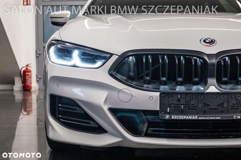 BMW Seria 8 840i xDrive - 3