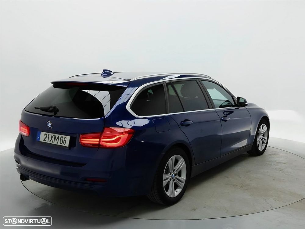 BMW 318 2019 photo 5