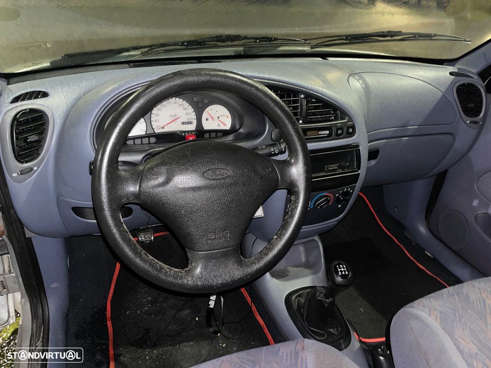 Ford Fiesta 1.25 Ghia - 5