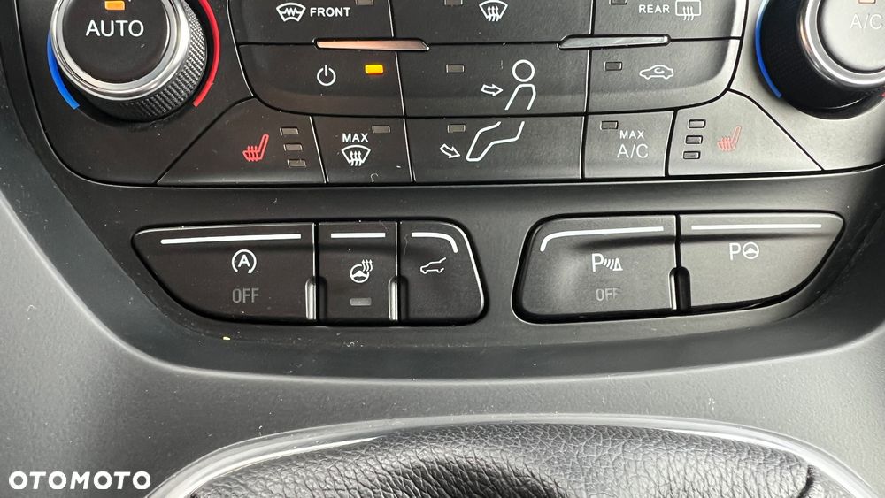 Ford Kuga 1.5 EcoBoost FWD ST-Line ASS GPF - 24