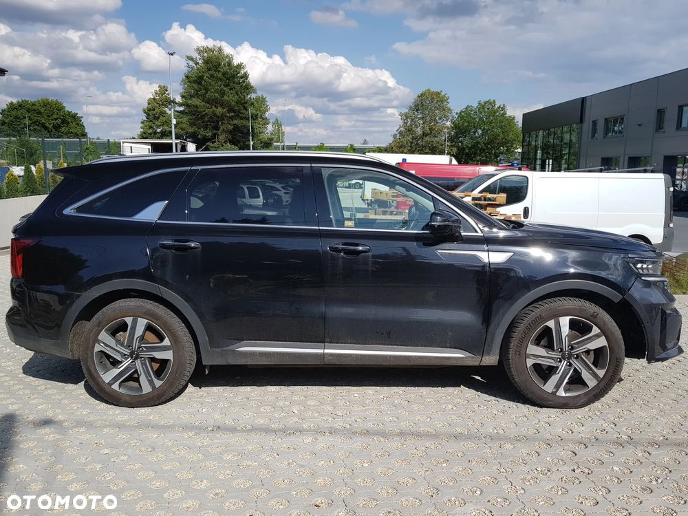 Kia Sorento - 4