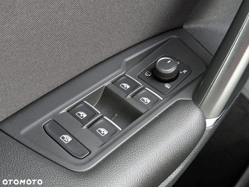 Volkswagen Tiguan - 22