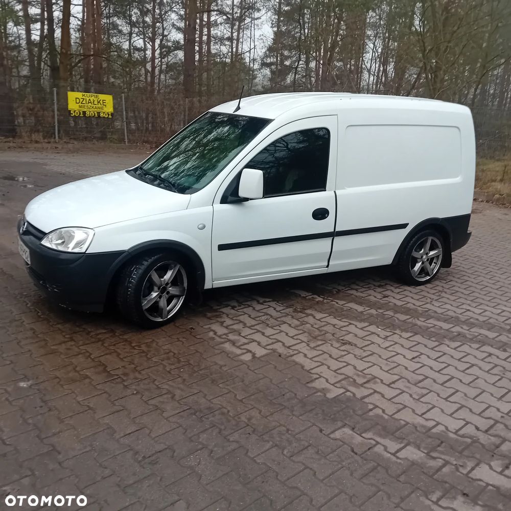 Opel Combo - 4
