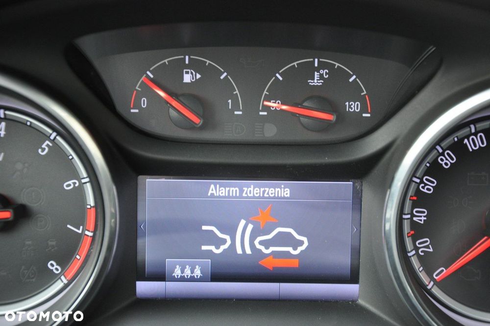 Opel Astra 1.4 T Dynamic - 15