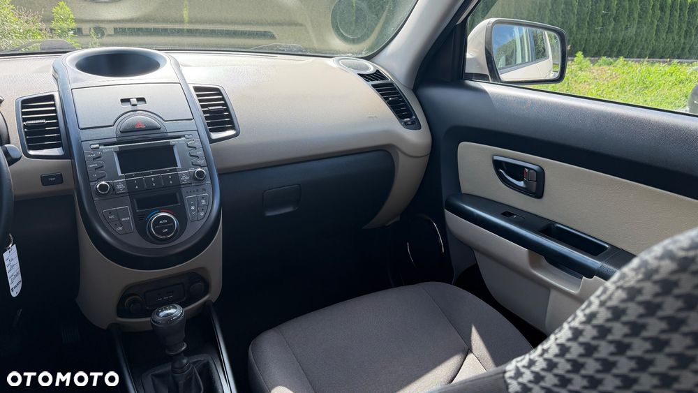 Kia Soul 1.6 CRDI Vision - 27