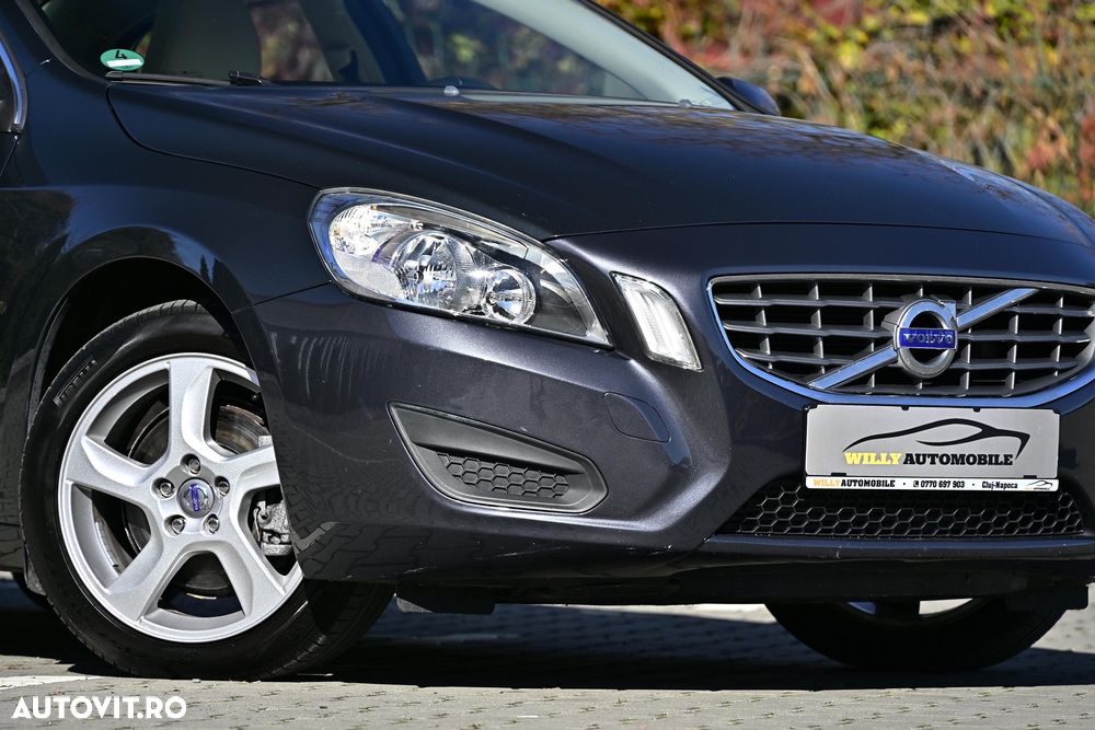 Volvo S60 D3 Geartronic - 29