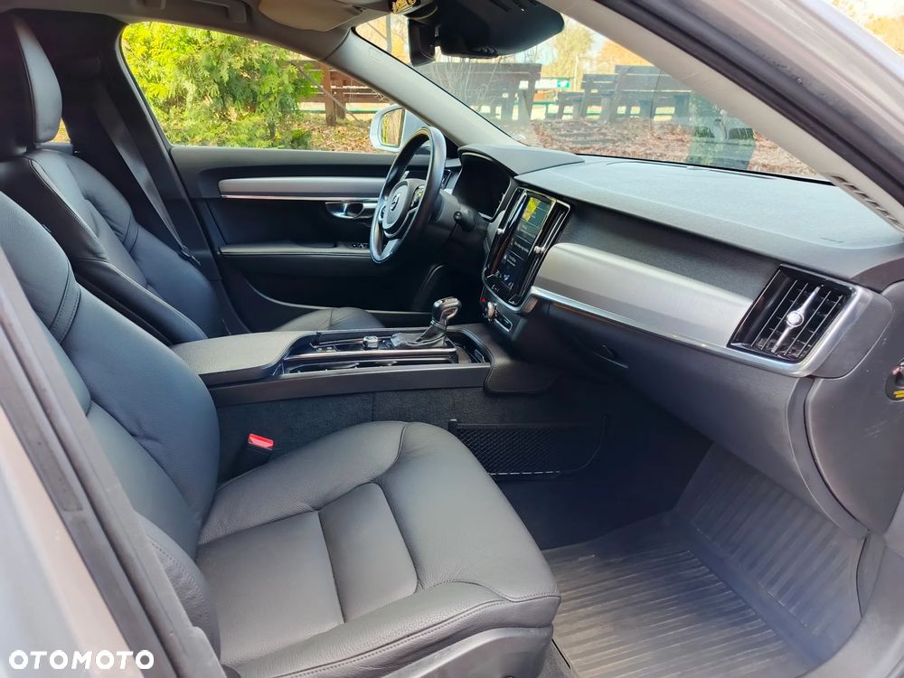 Volvo V90 D5 AWD Momentum - 12