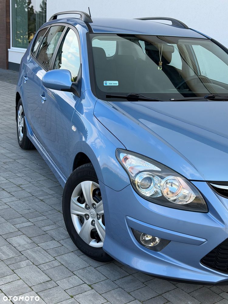 Hyundai i30 1.6 blue Classic - 13