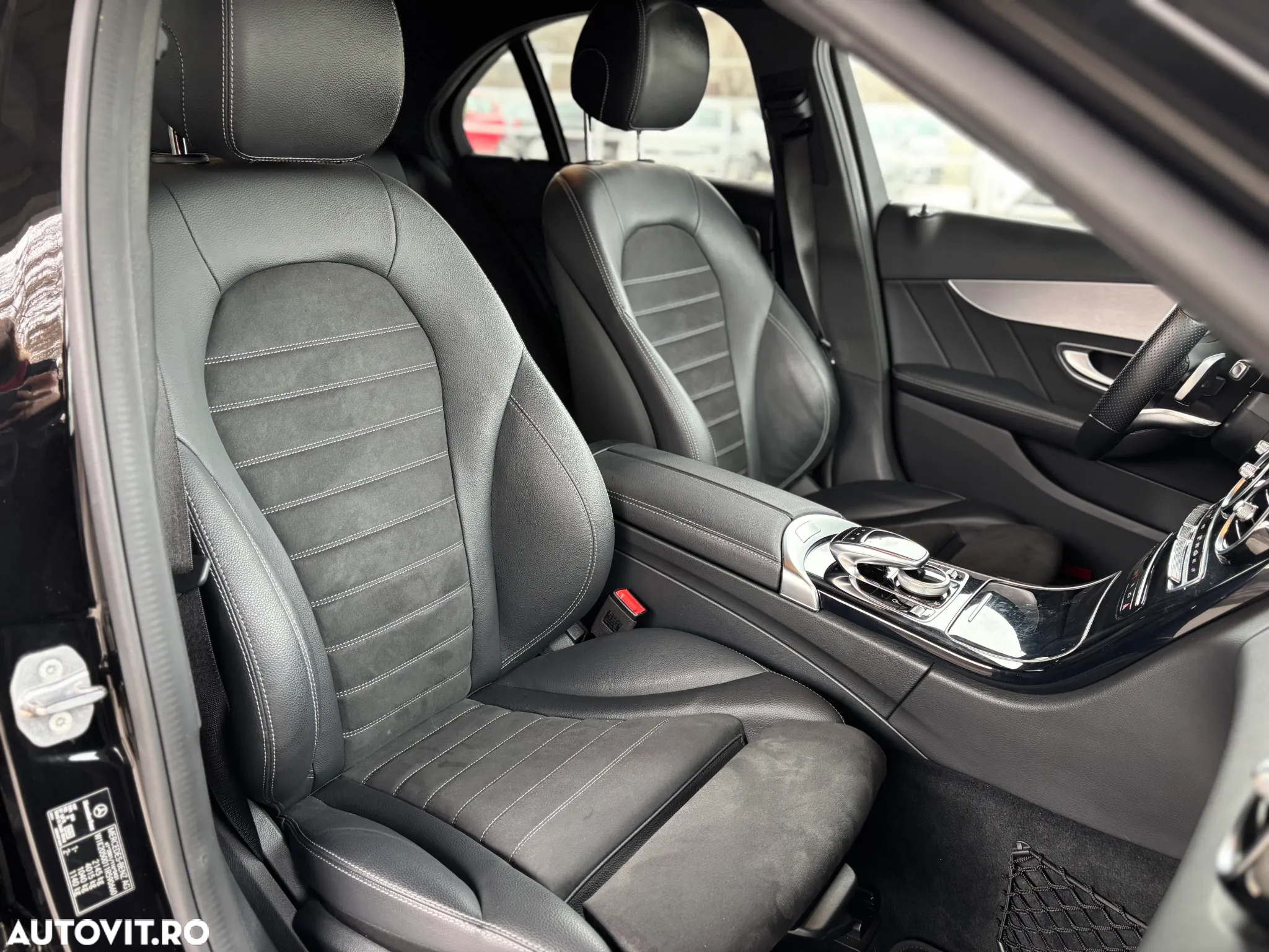 Mercedes-Benz C 200 d T 9G-TRONIC AMG Line - 19