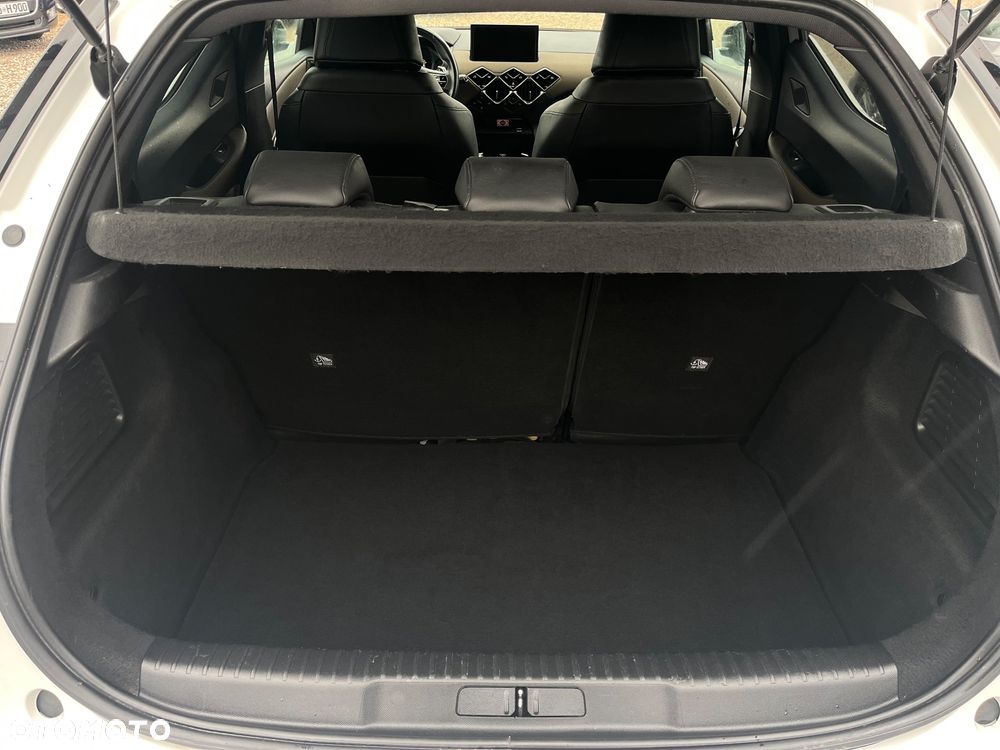 DS Automobiles DS 3 Crossback 1.2 PureTech Montmartre - 28