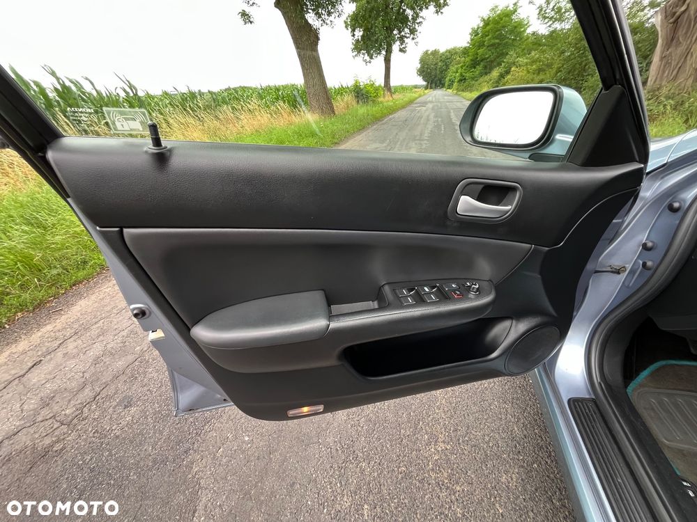 Honda Accord 2.0 i Executive - 5