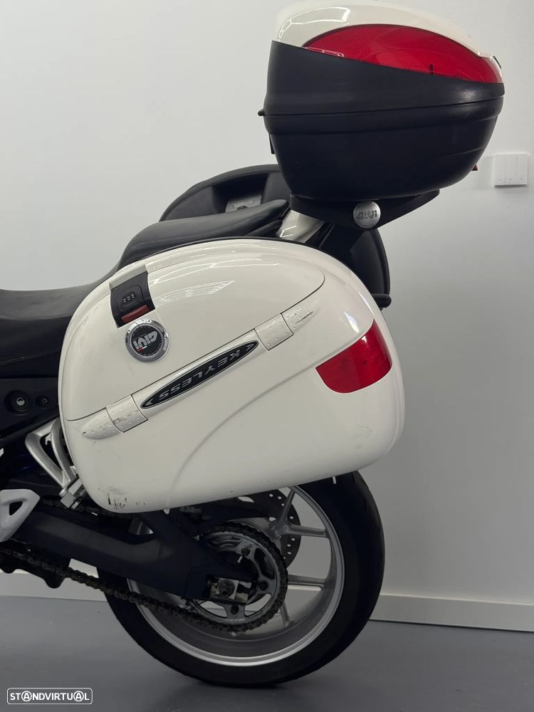 Triumph Tiger 1050 - 17