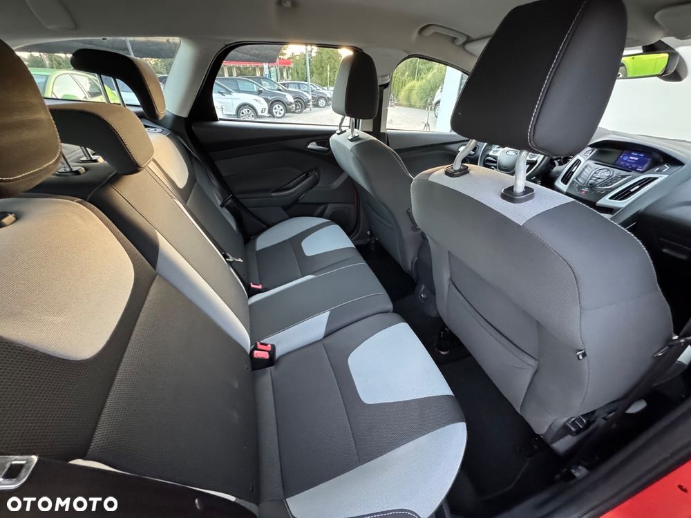 Ford Focus 1.6 TDCi DPF Champions Edition - 31