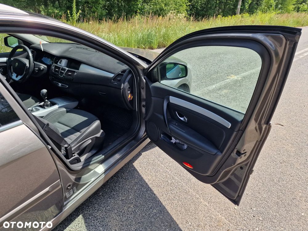 Renault Laguna 2.0 16V 140 Emotion - 10