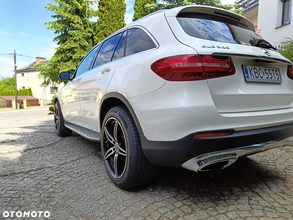 Mercedes-Benz GLC 300 4Matic 9G-TRONIC Exclusive