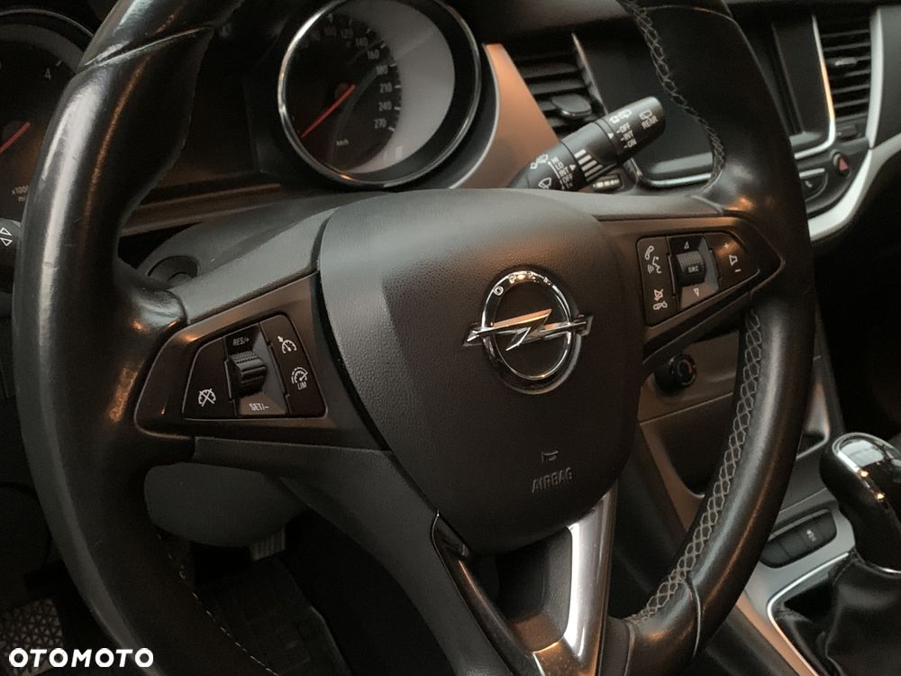 Opel Astra 1.6 CDTI Enjoy - 26