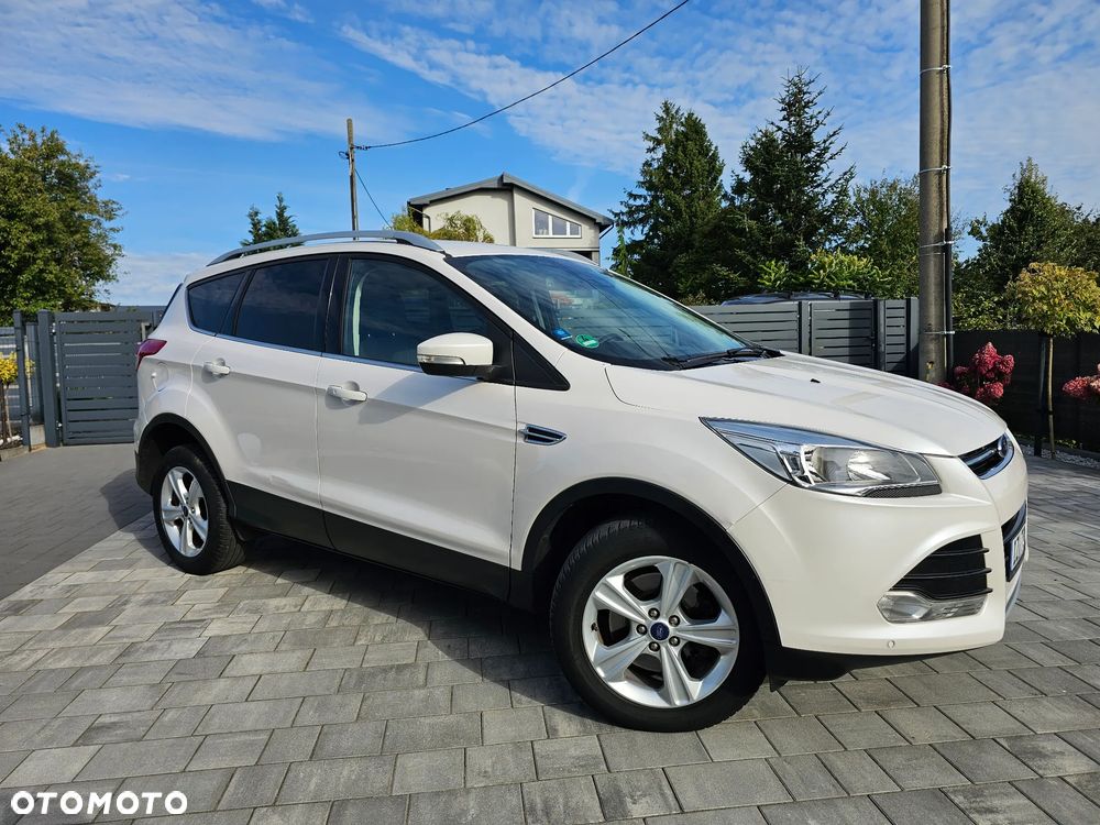 Ford Kuga 2.0 TDCi 2x4 Titanium - 24