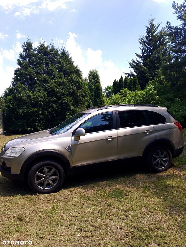 Chevrolet Captiva 2.4 LS - 12