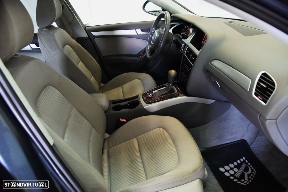 Audi A4 Avant 2.0 TDI Business Line Advance Multitronic - 24