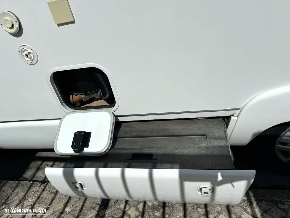 Rapido Serie 90dF 9090F 2.3JTD - 39