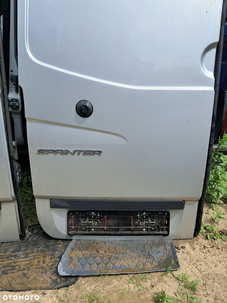 Drzwi Tył Tylne Lewe Wysokie Skrzydełka SREBRNE Pełne Mercedes Sprinter W906 Volkswagen Crafter 2006-2018 - 2
