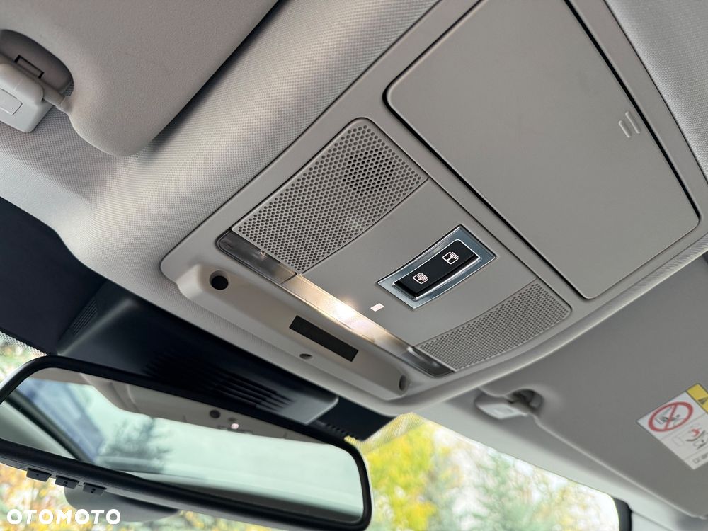 Land Rover Discovery Sport 2.0 TD4 HSE - 34