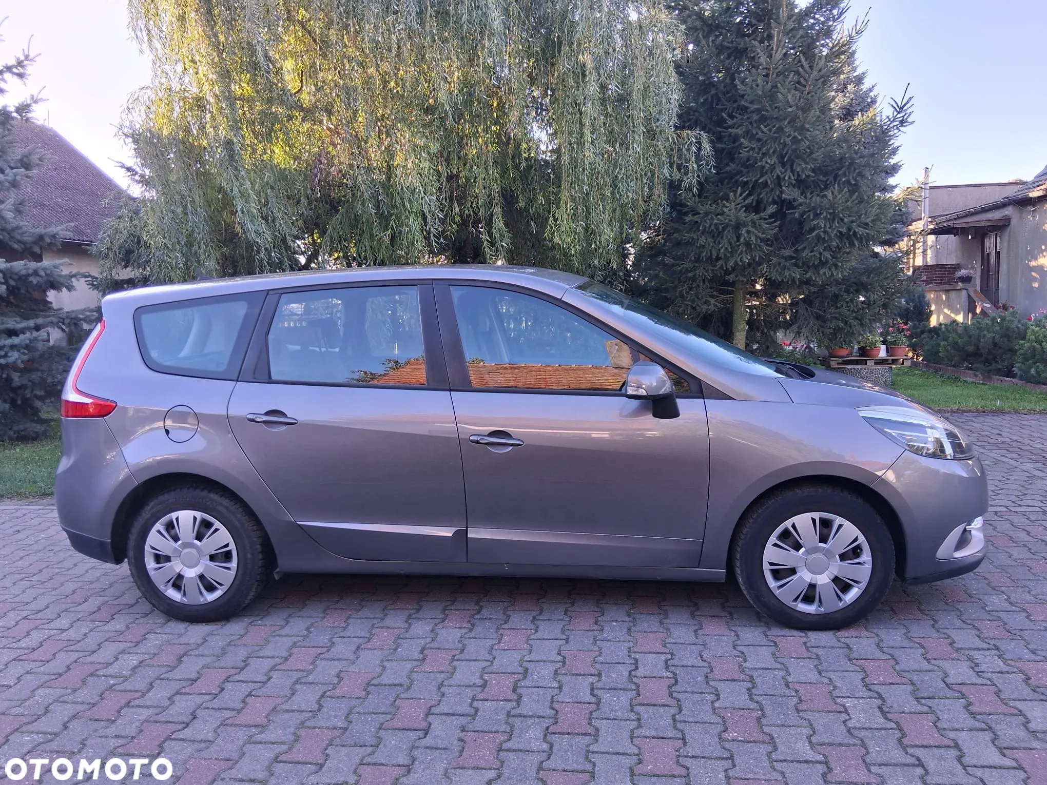 Renault Grand Scenic Gr 1.5 dCi Life - 15