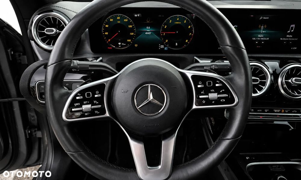 Mercedes-Benz CLA 250 4-Matic 7G-DCT - 9